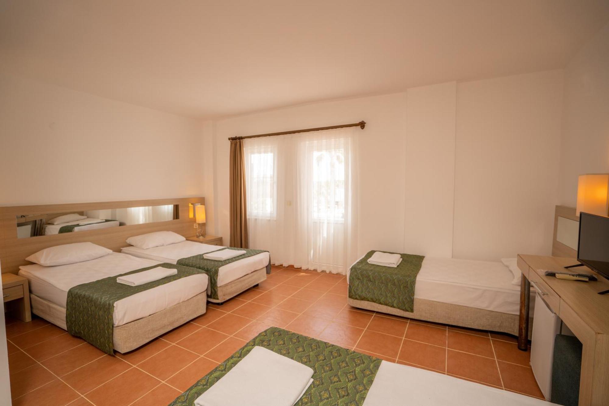 Malibu Resort Kemer Esterno foto